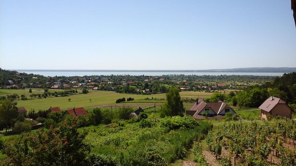 Kincses Vendeghaz Hotel Balatongyörök Zewnętrze zdjęcie